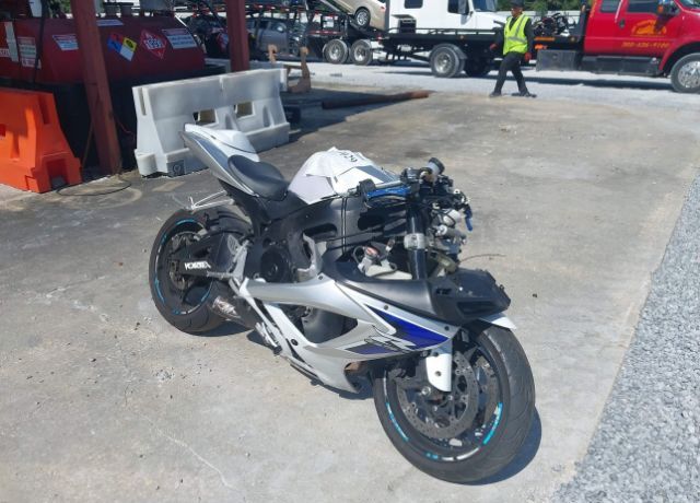 Suzuki GSX-R750