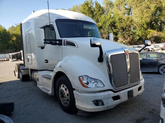 2021 KENWORTH T680