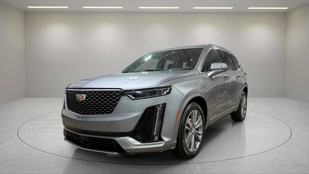 2025 CADILLAC XT6