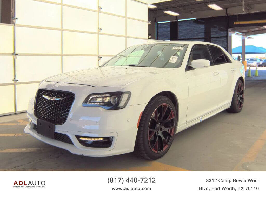 2018 CHRYSLER 300