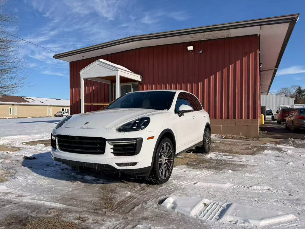 2018 PORSCHE Cayenne