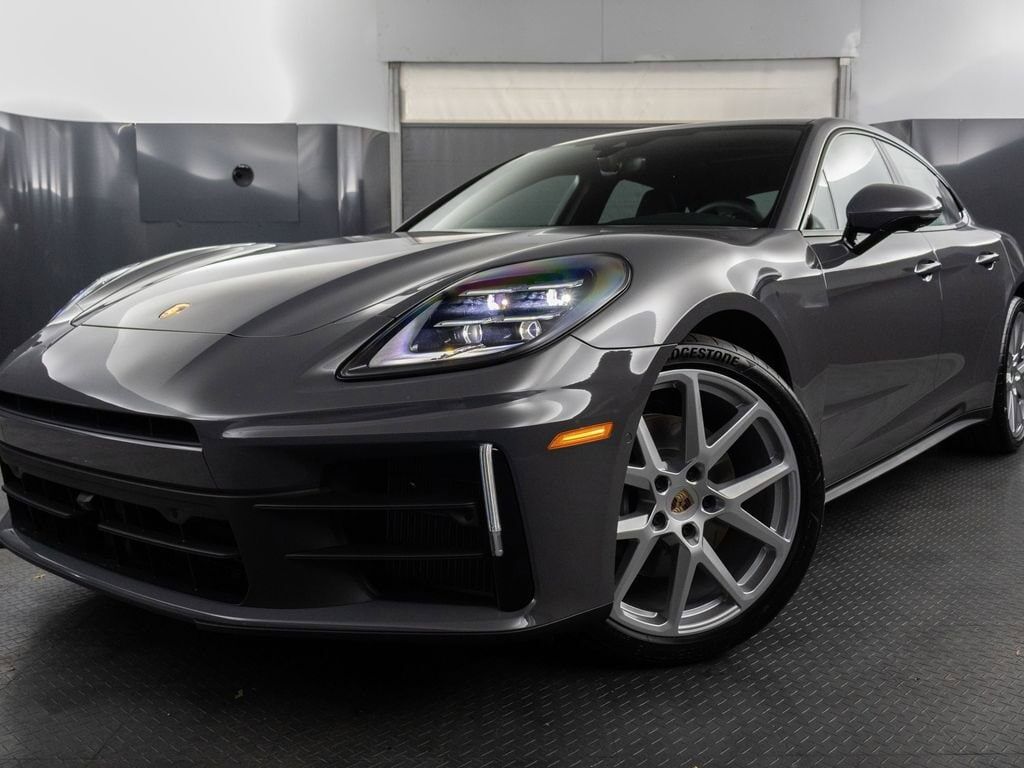2026 PORSCHE Panamera