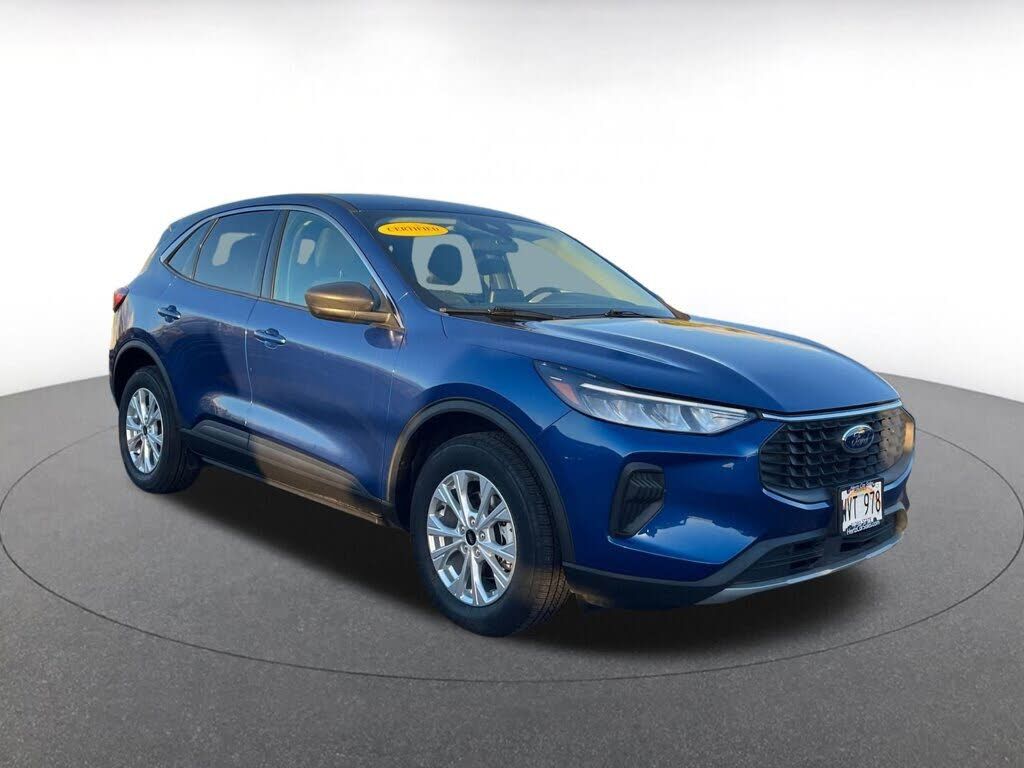 2023 FORD Escape