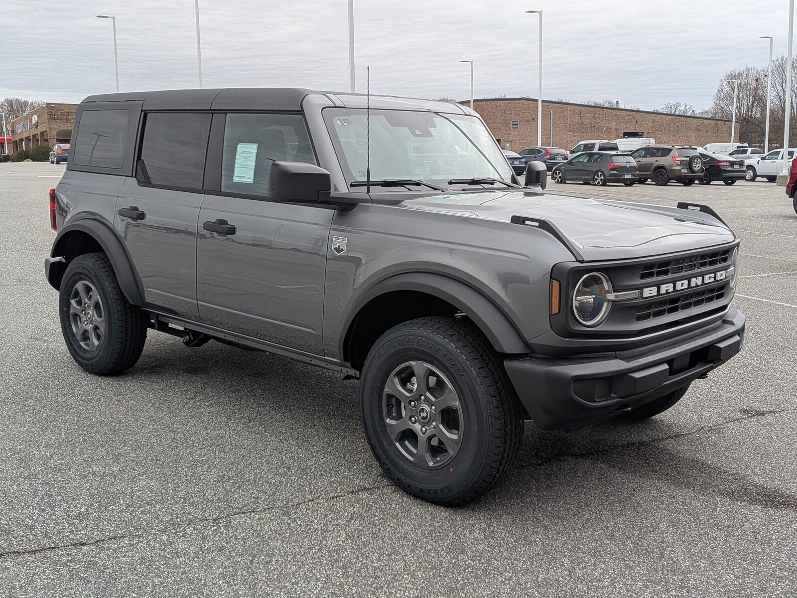 2025 FORD Bronco