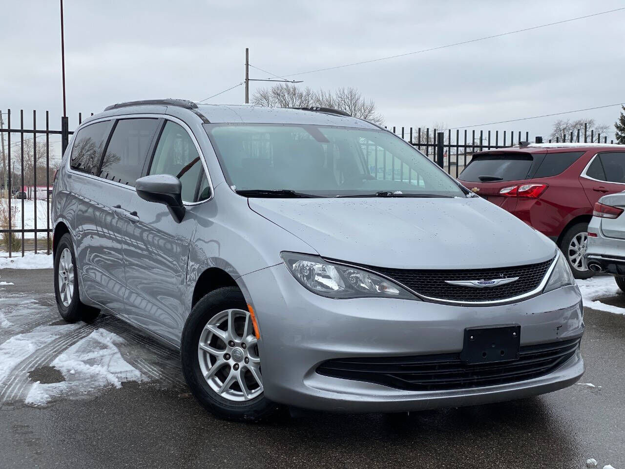 2020 CHRYSLER Voyager