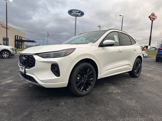 2026 FORD Escape