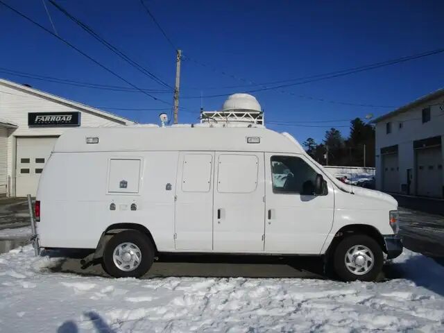Ford E-350