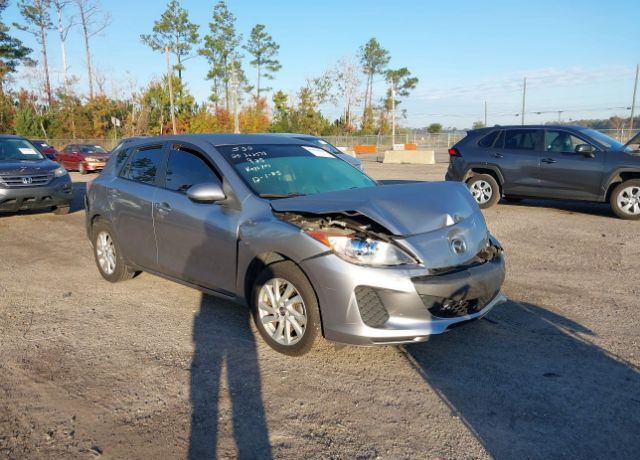2013 MAZDA Mazda3