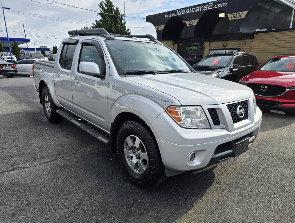 2012 NISSAN Frontier