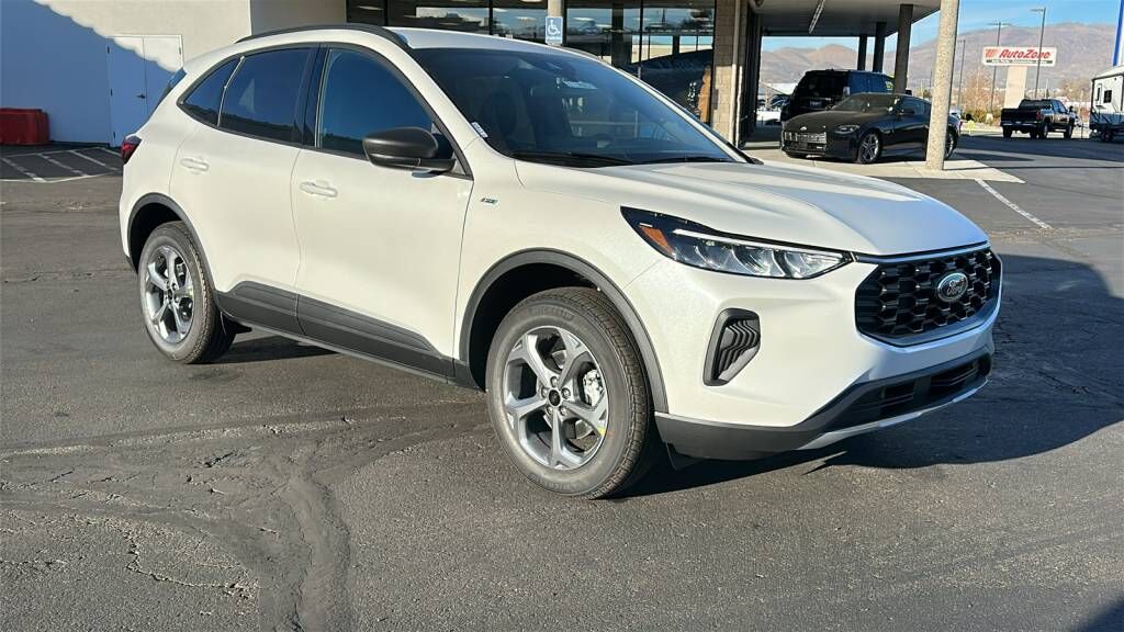 2026 FORD Escape