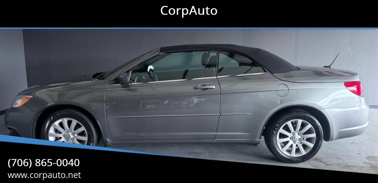 2013 CHRYSLER 200