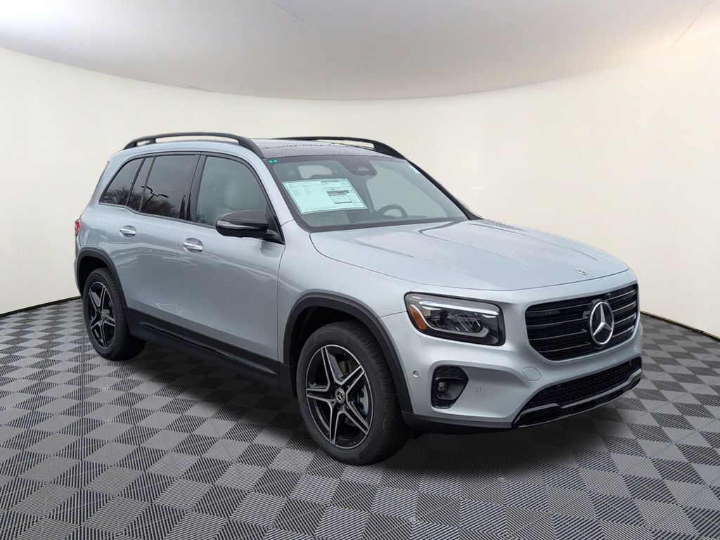 2026 MERCEDES-BENZ GLB-Class