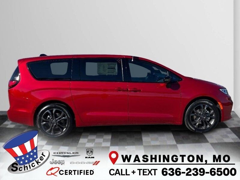 2026 CHRYSLER Pacifica