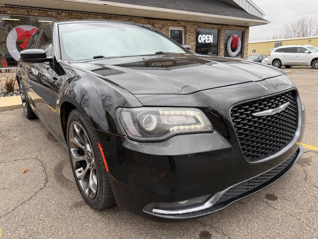 2016 CHRYSLER 300