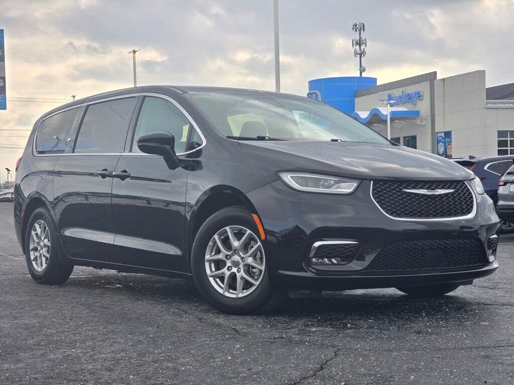 2024 CHRYSLER Pacifica