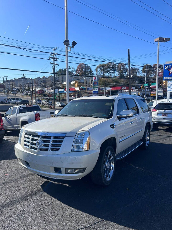 2011 CADILLAC Escalade