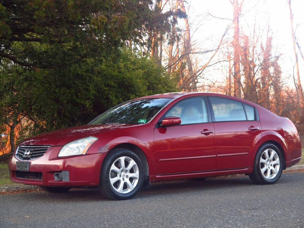 Nissan Maxima