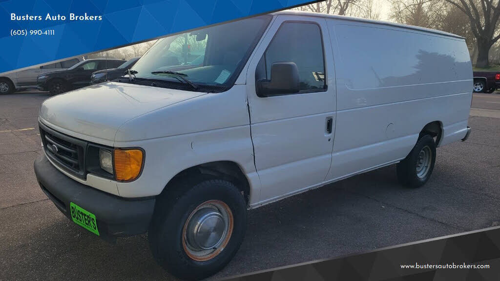 2004 FORD E-250