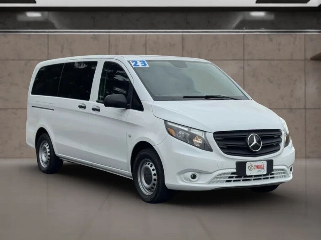 2023 MERCEDES-BENZ METRIS