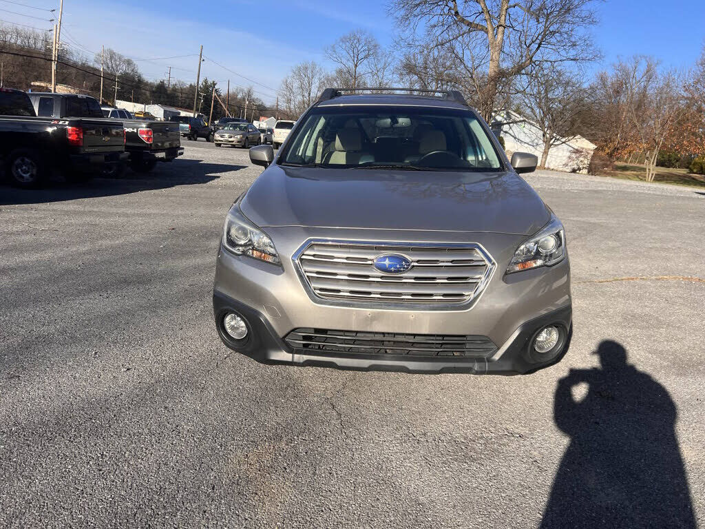 2017 SUBARU Outback
