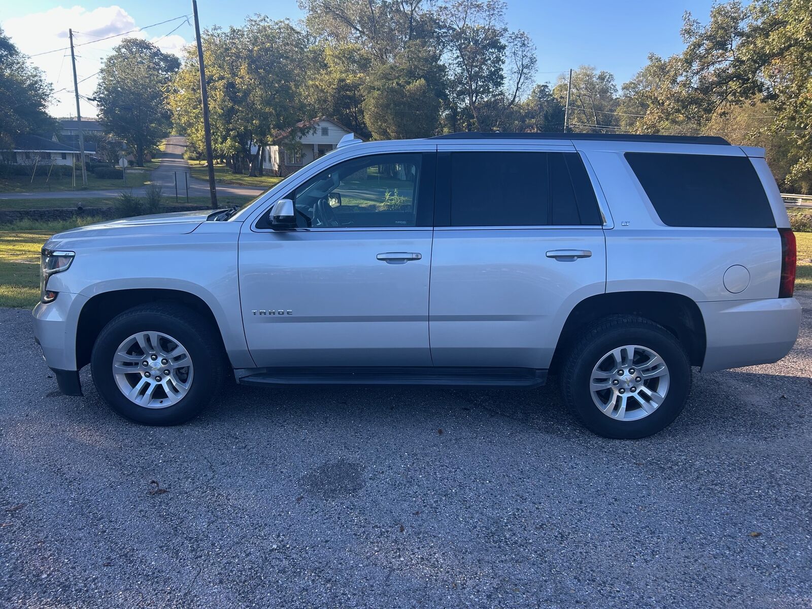2017 CHEVROLET Tahoe