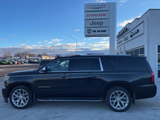 2019 CHEVROLET Suburban