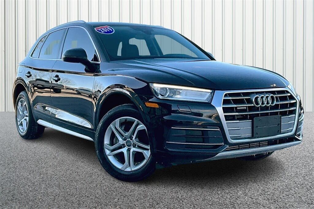 2019 AUDI Q5
