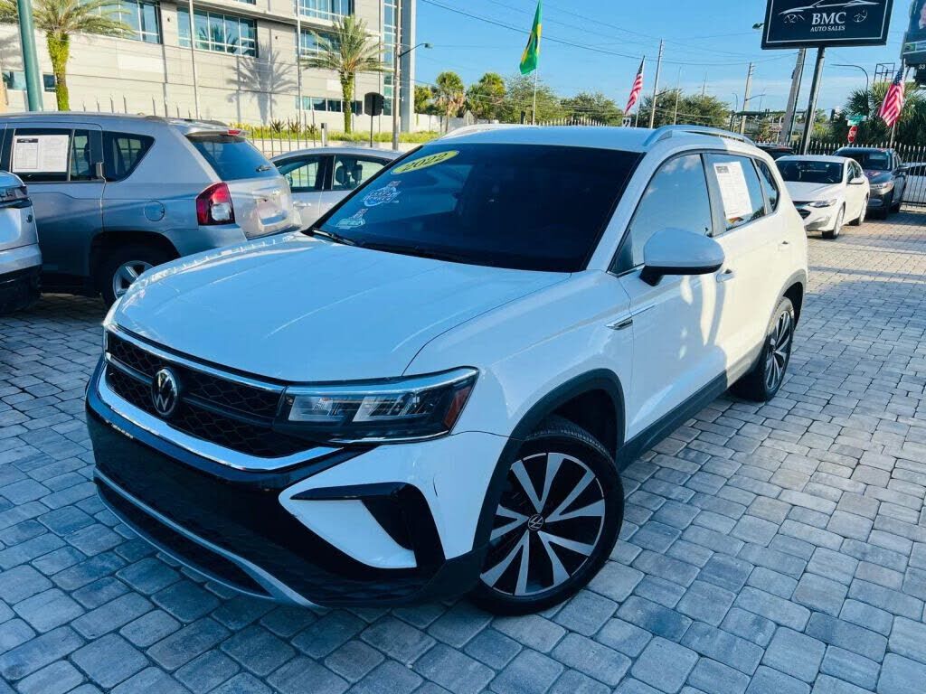 2022 VOLKSWAGEN Taos