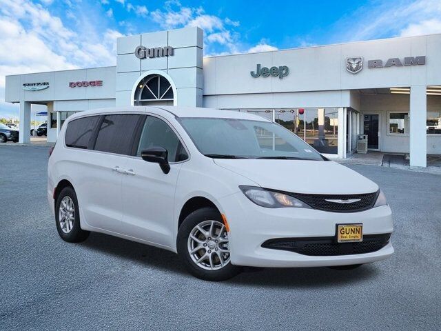 2026 CHRYSLER Voyager