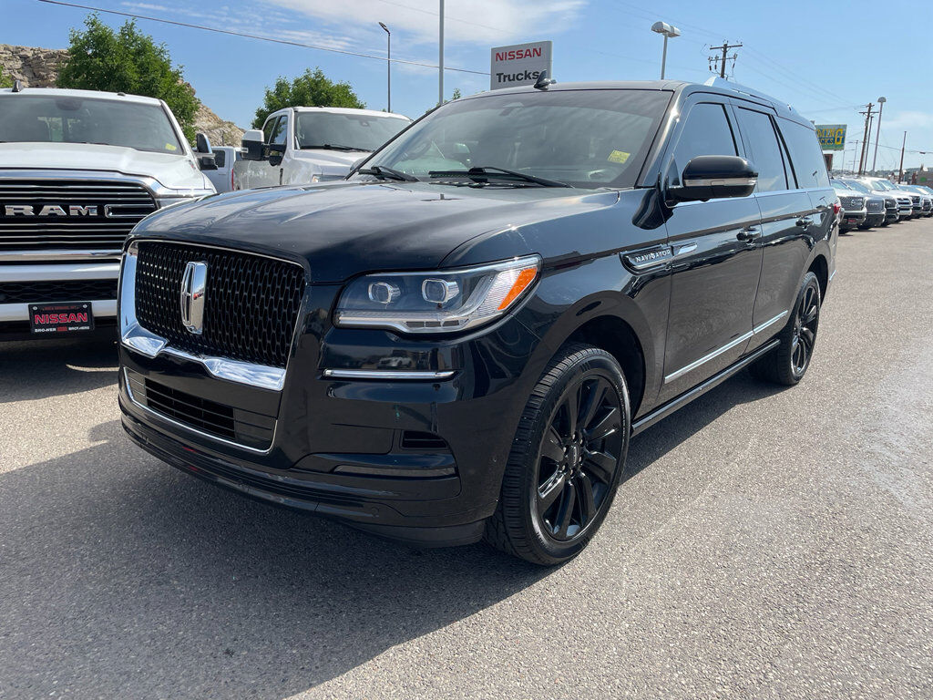 2022 LINCOLN Navigator