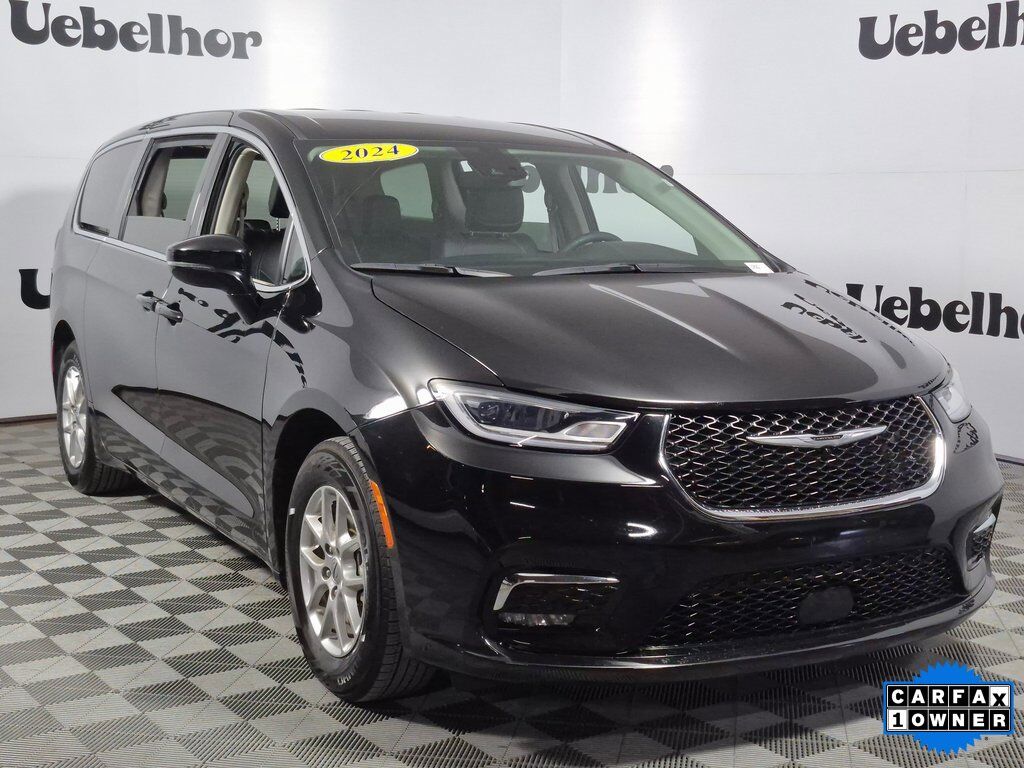 2024 CHRYSLER Pacifica