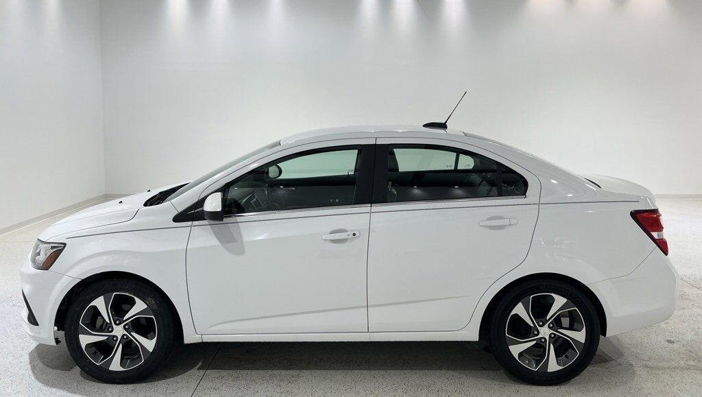 2020 CHEVROLET Sonic