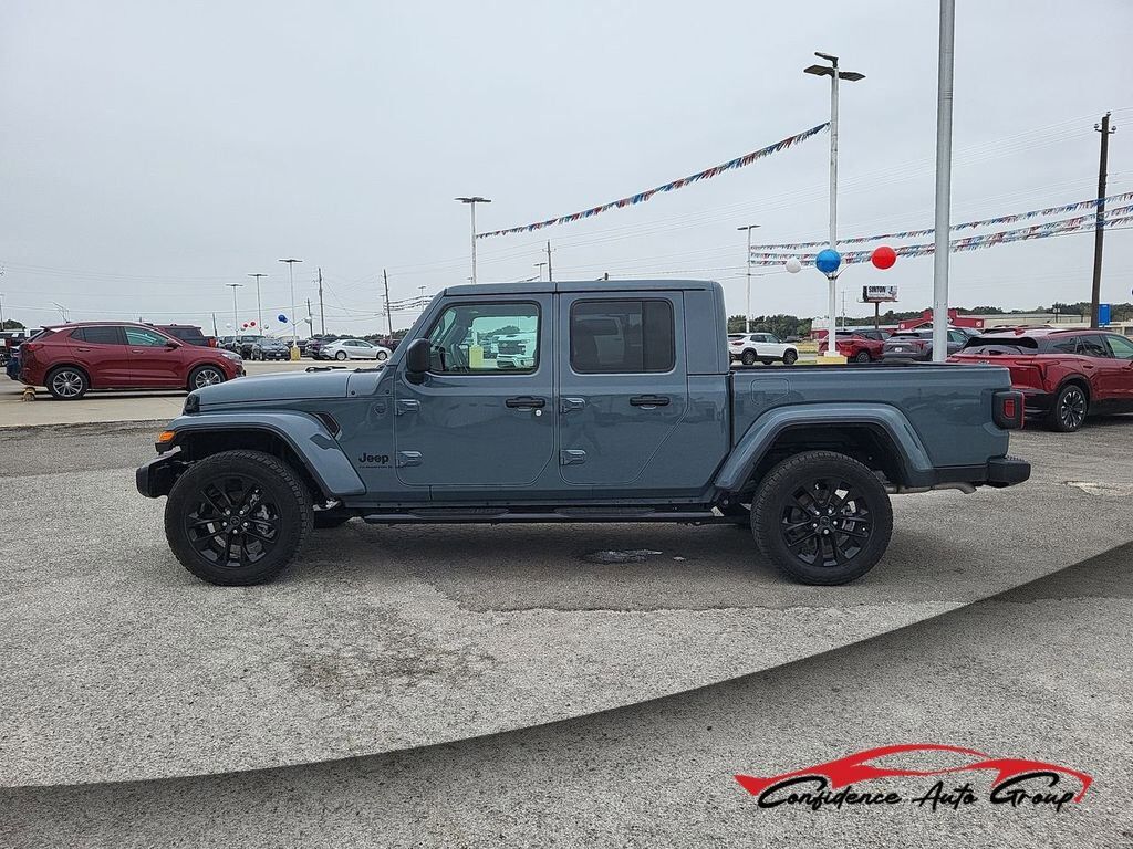 2025 JEEP Gladiator