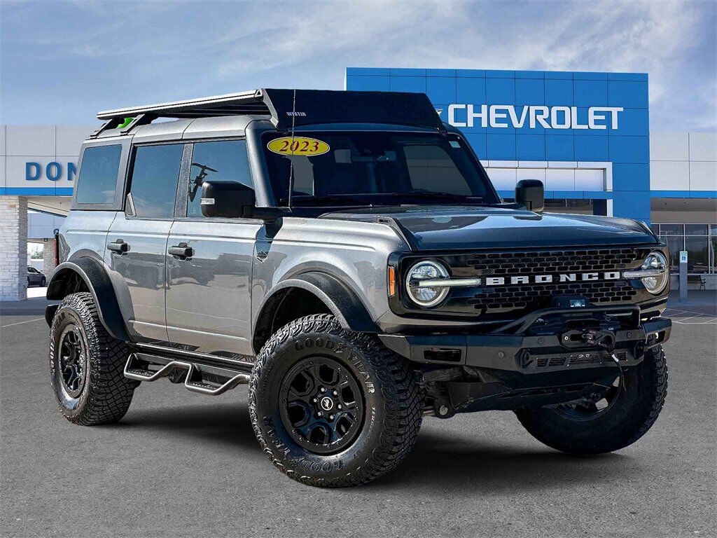 2023 FORD Bronco