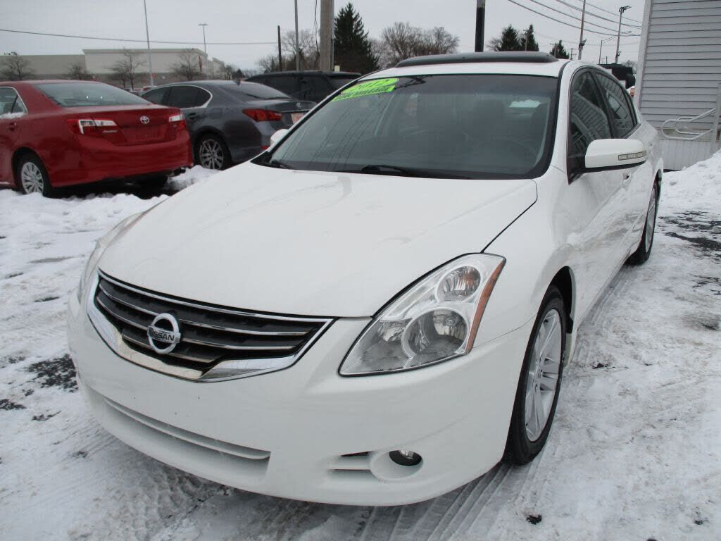 2012 NISSAN Altima