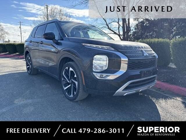 2025 MITSUBISHI Outlander