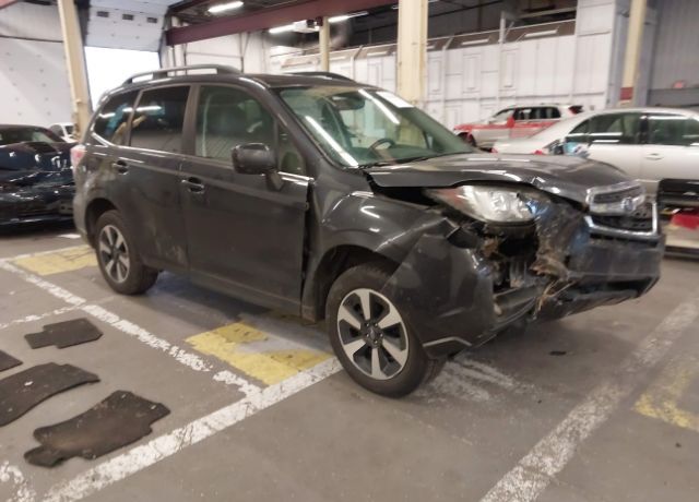 2017 SUBARU Forester