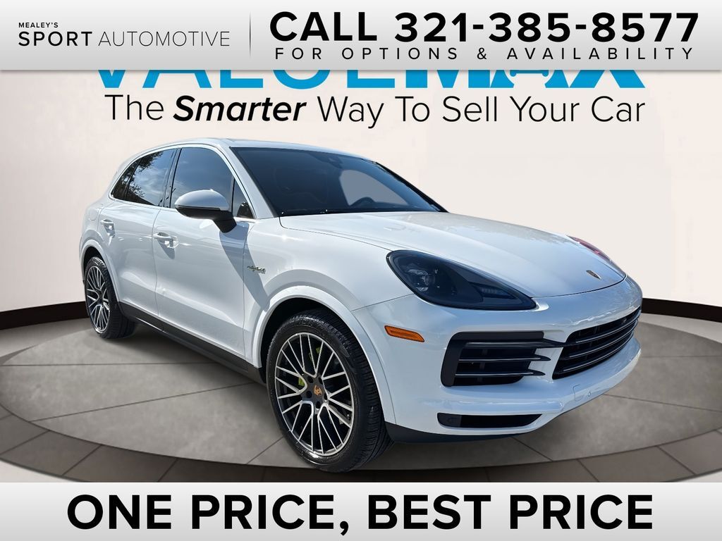 2023 PORSCHE Cayenne