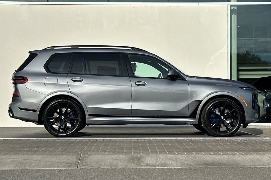 2026 BMW X7