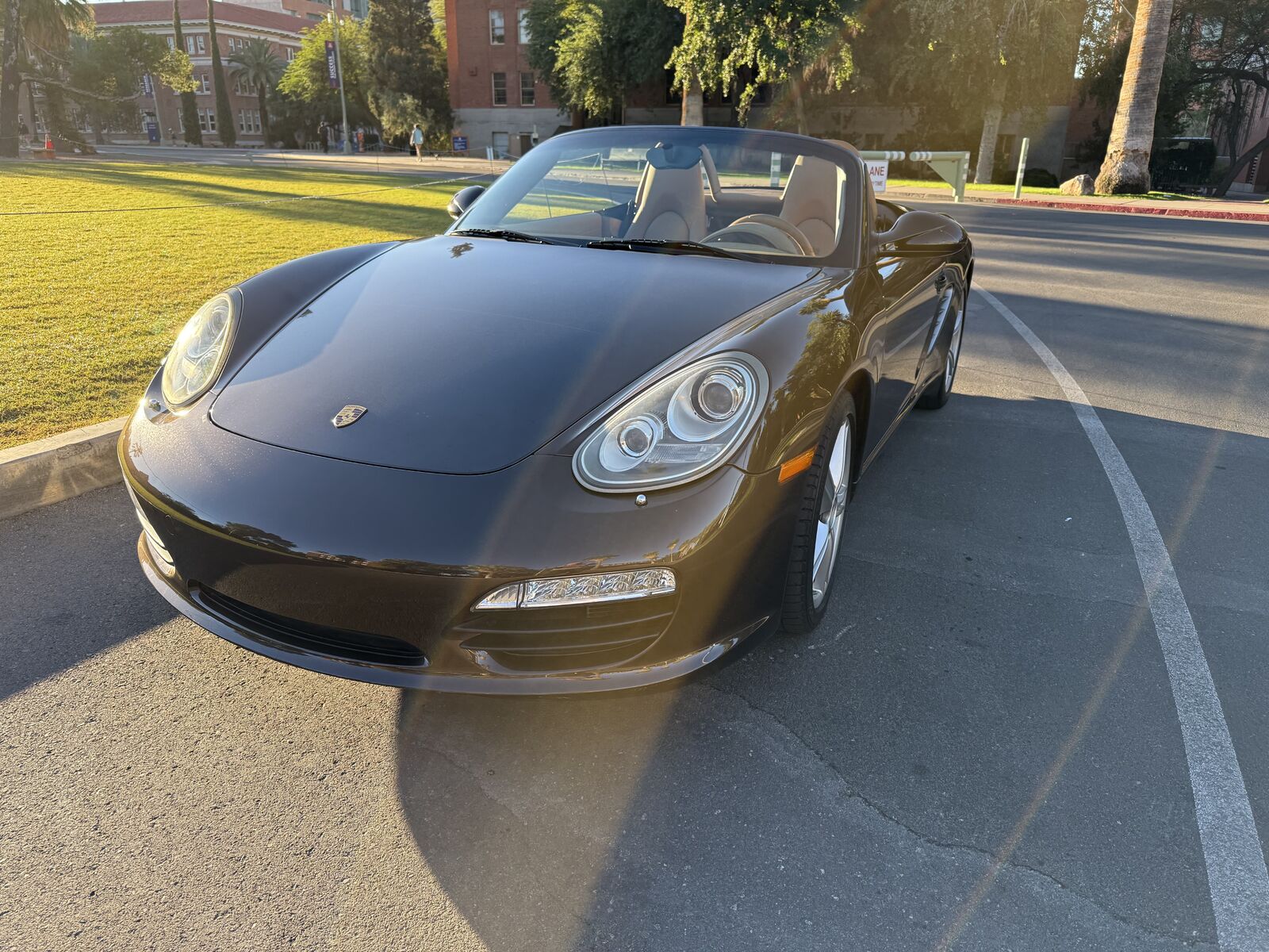PORSCHE