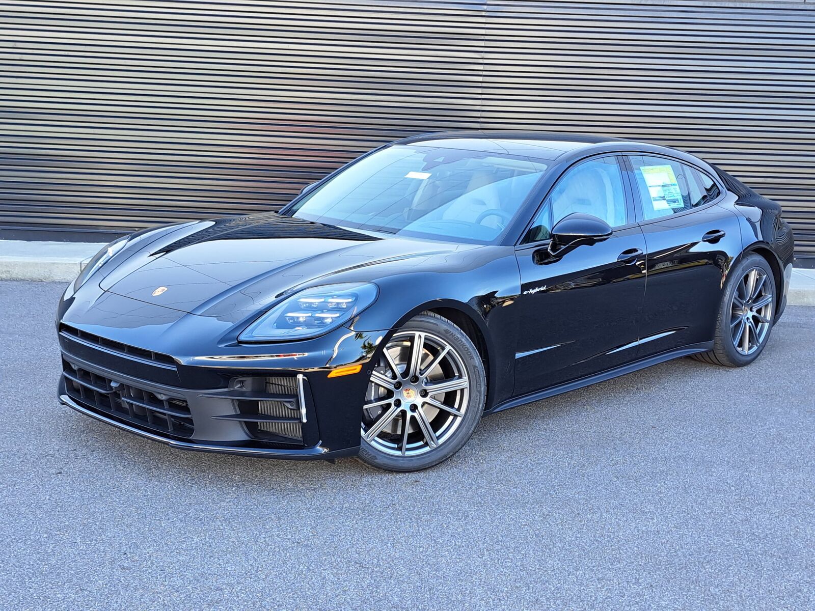 2026 PORSCHE Panamera