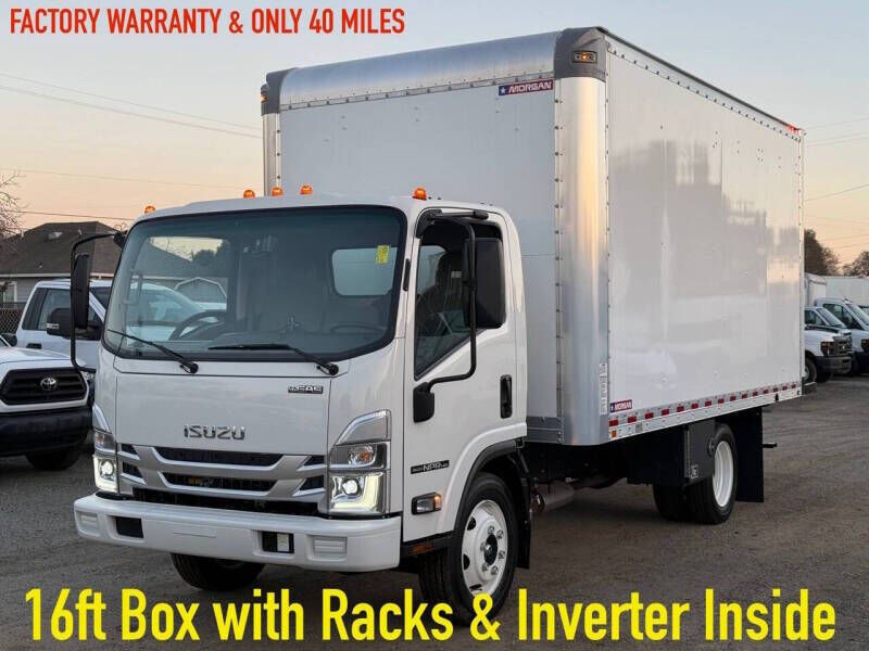 2024 ISUZU NPR-HD