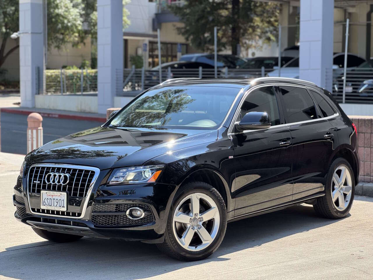 2011 AUDI Q5