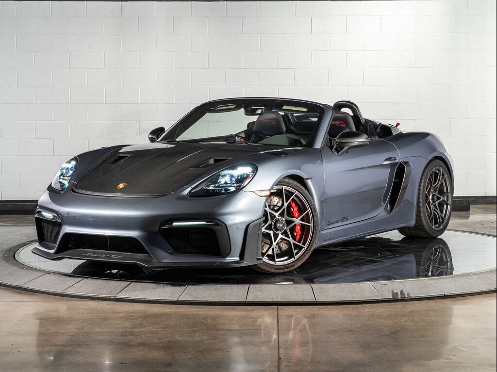 2025 PORSCHE 718