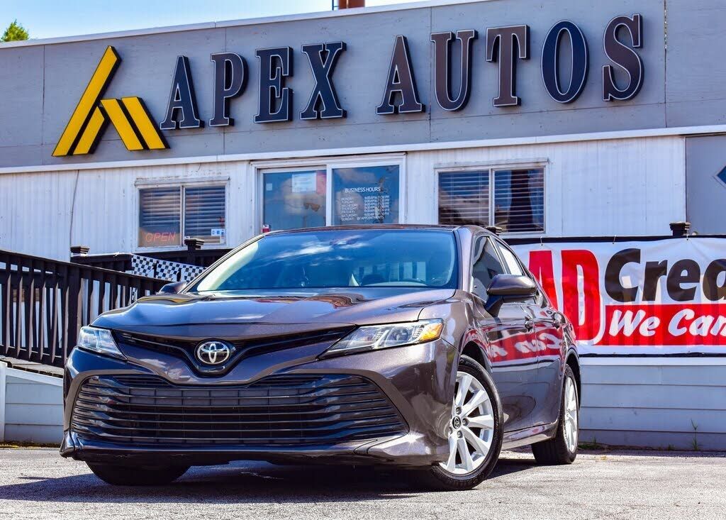 2019 TOYOTA Camry