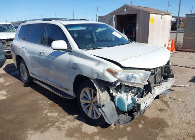 2013 TOYOTA Highlander