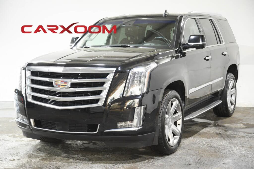 2017 CADILLAC Escalade