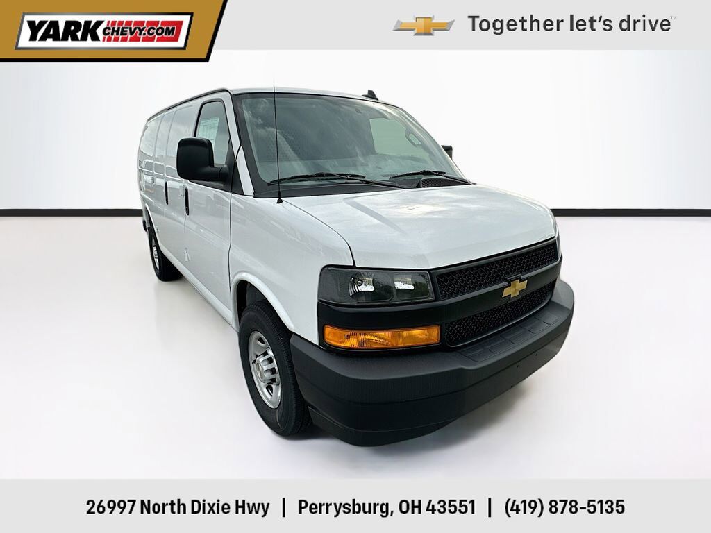 2025 CHEVROLET Express