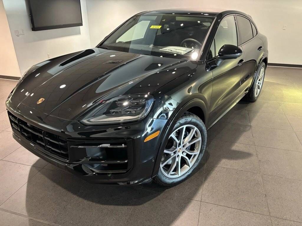 2026 PORSCHE Cayenne