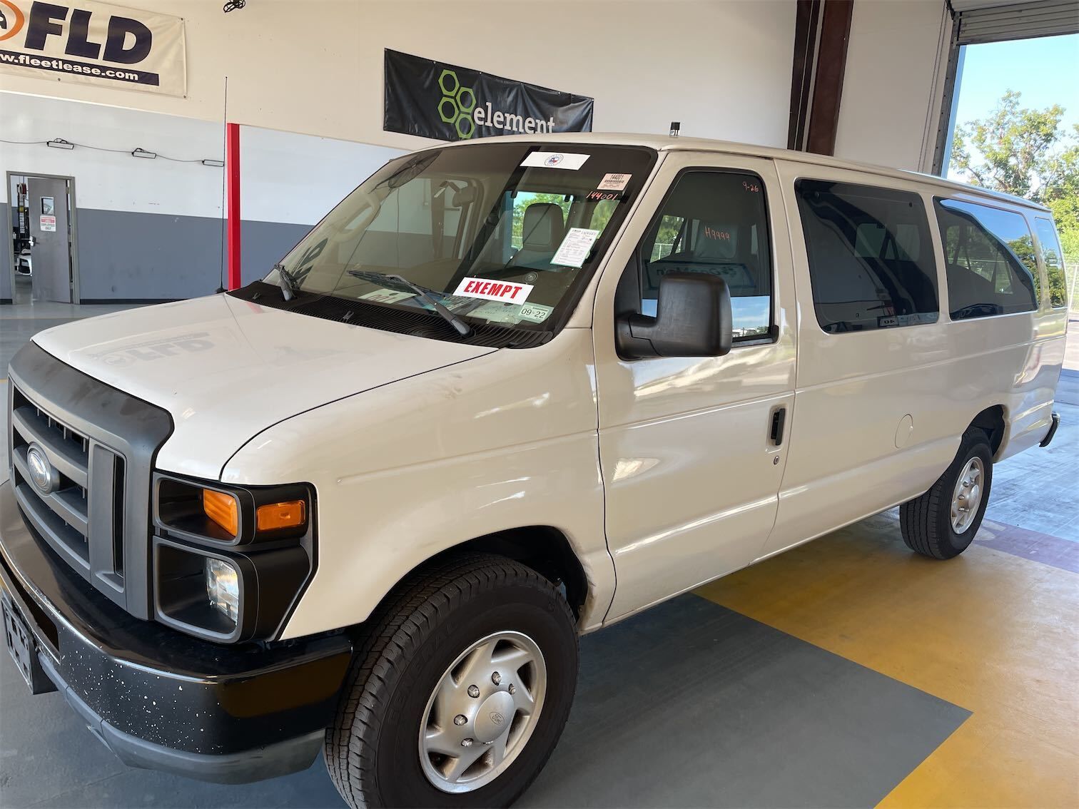 Ford E-350